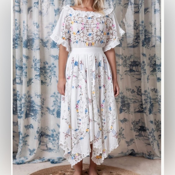 Fillyboo “Once Upon a Song” lace embroidered batwing dress, white, size M, NWT - Picture 2 of 13